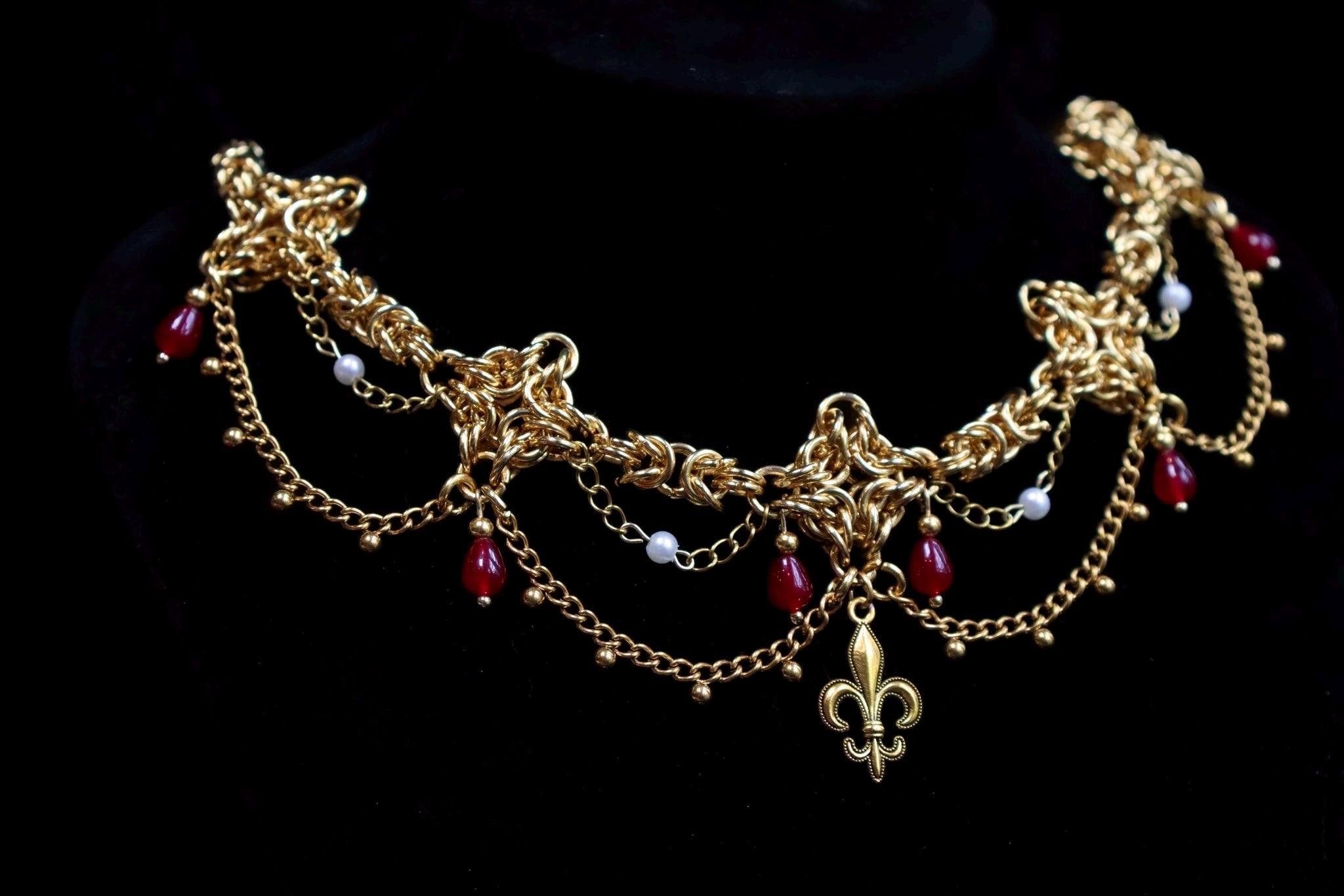 HEIR Necklace