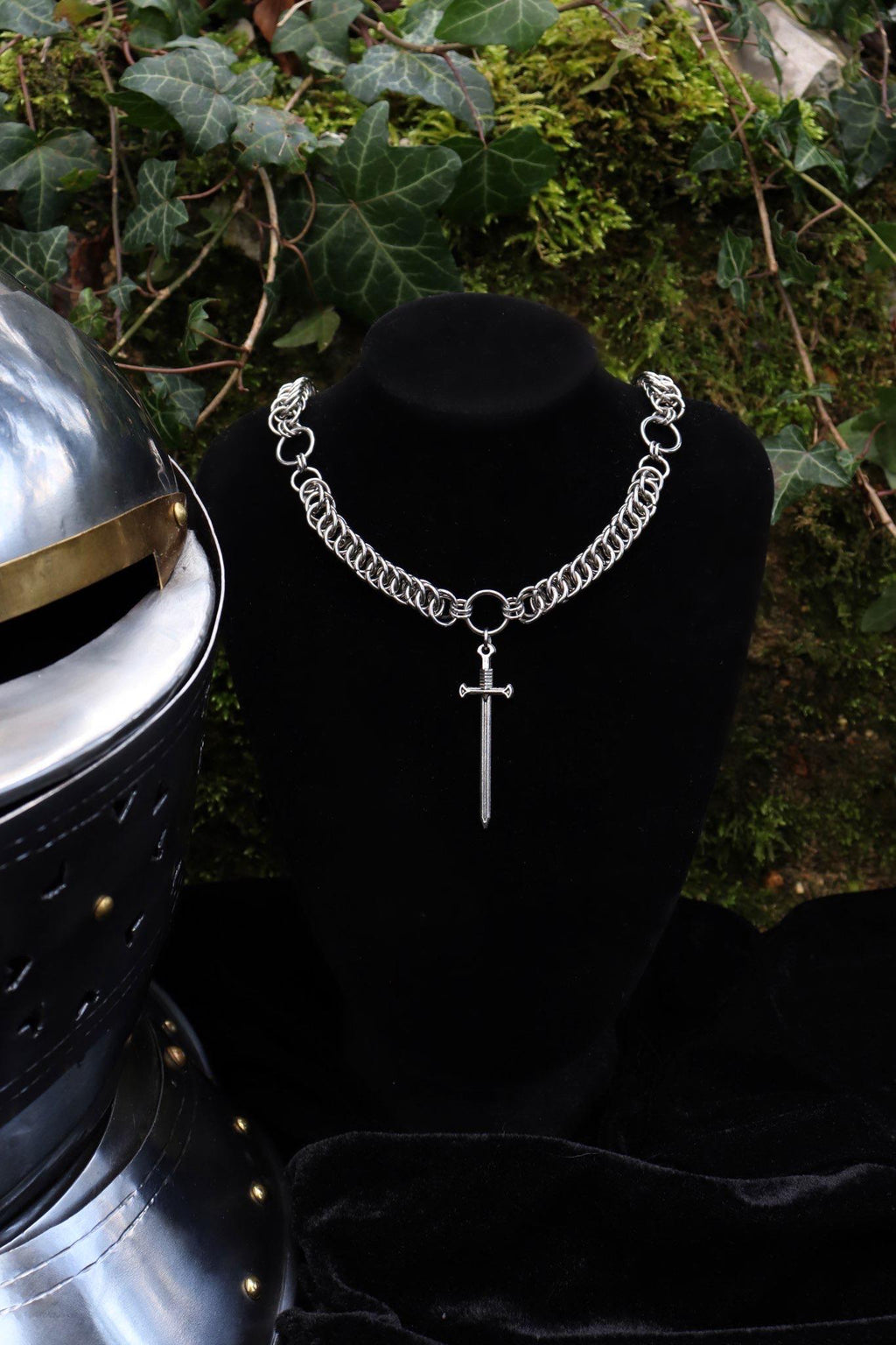 SIEGE Necklace