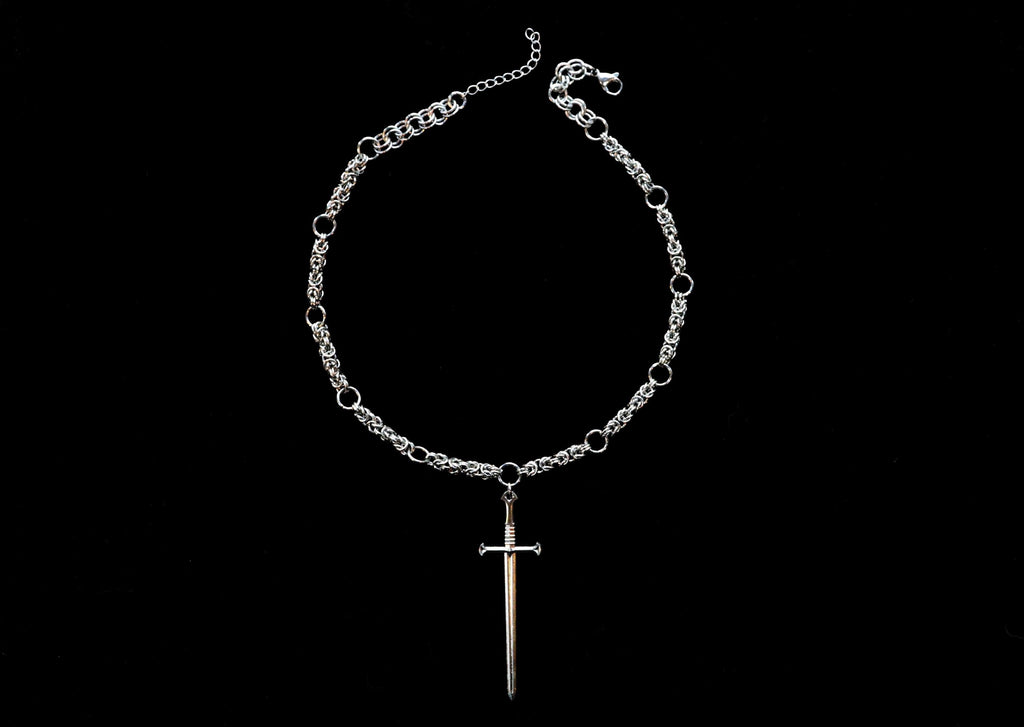VALIANT Necklace
