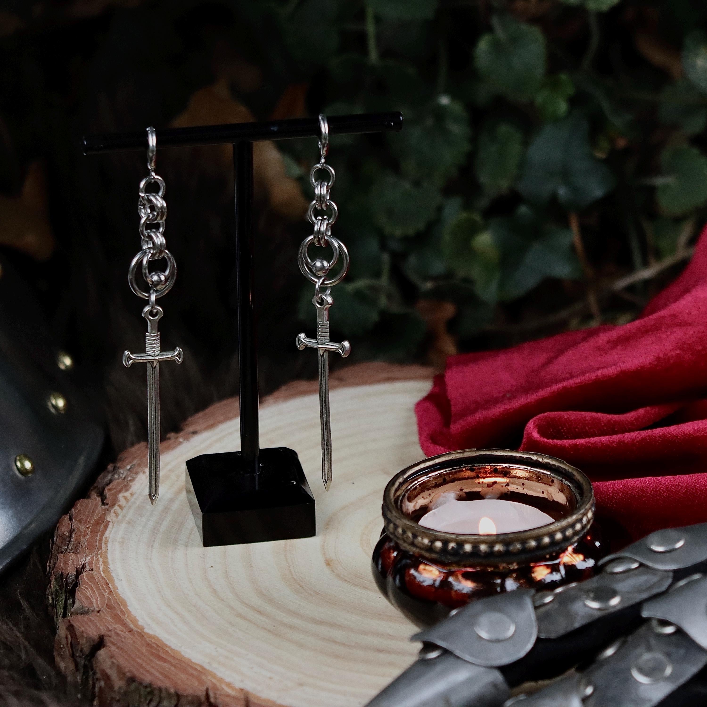 KINGMAKER Earrings
