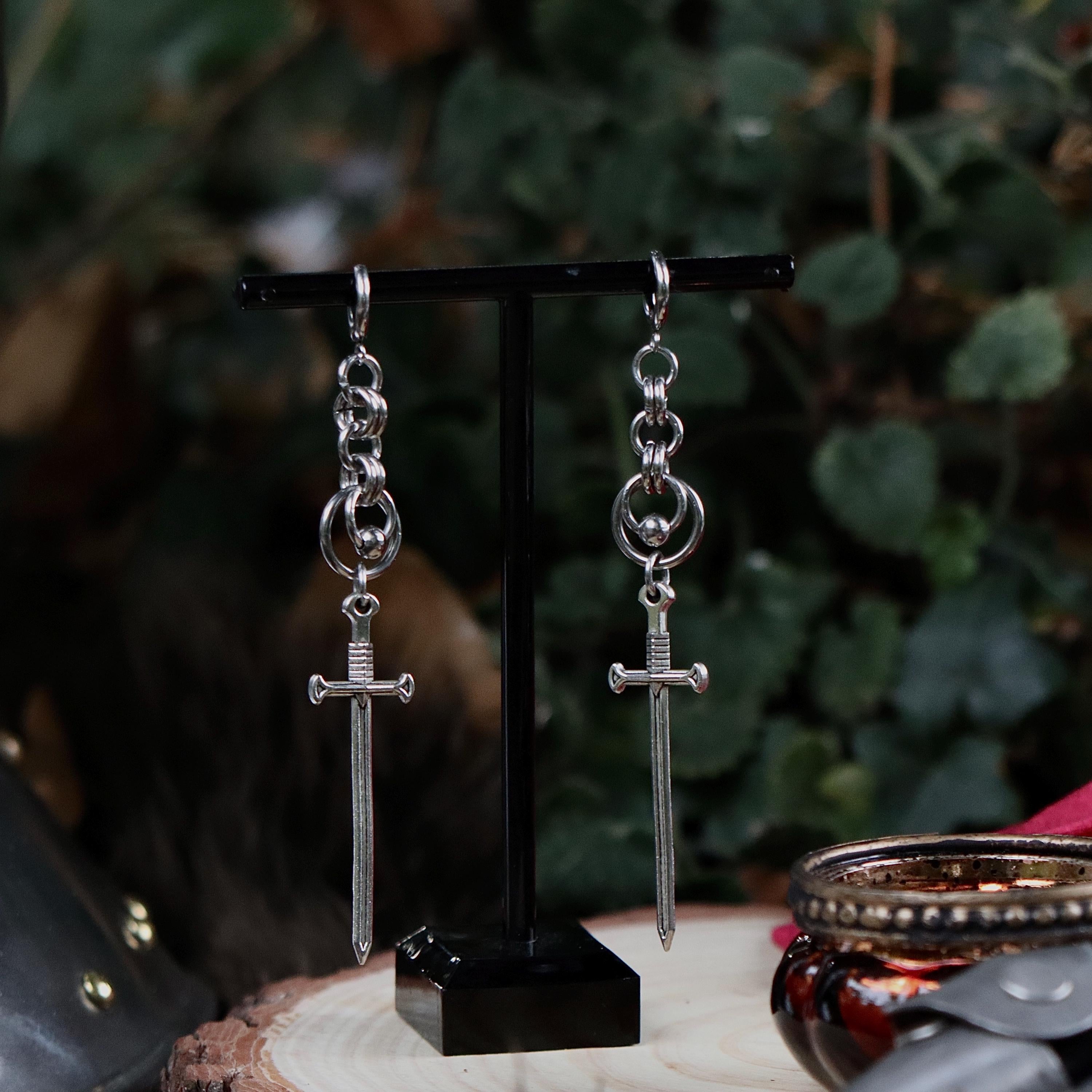 KINGMAKER Earrings
